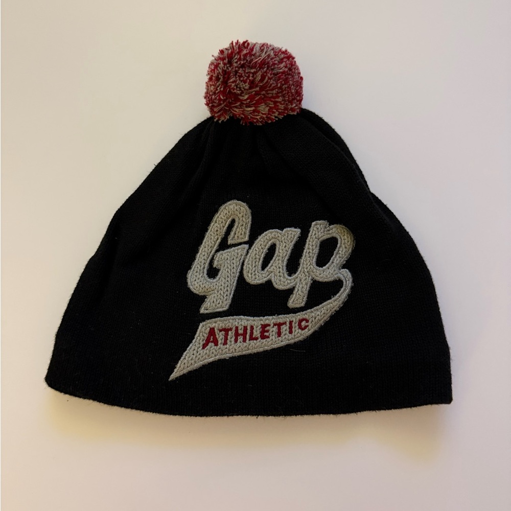 Vintage Gap Black Beanie with Red Pom
